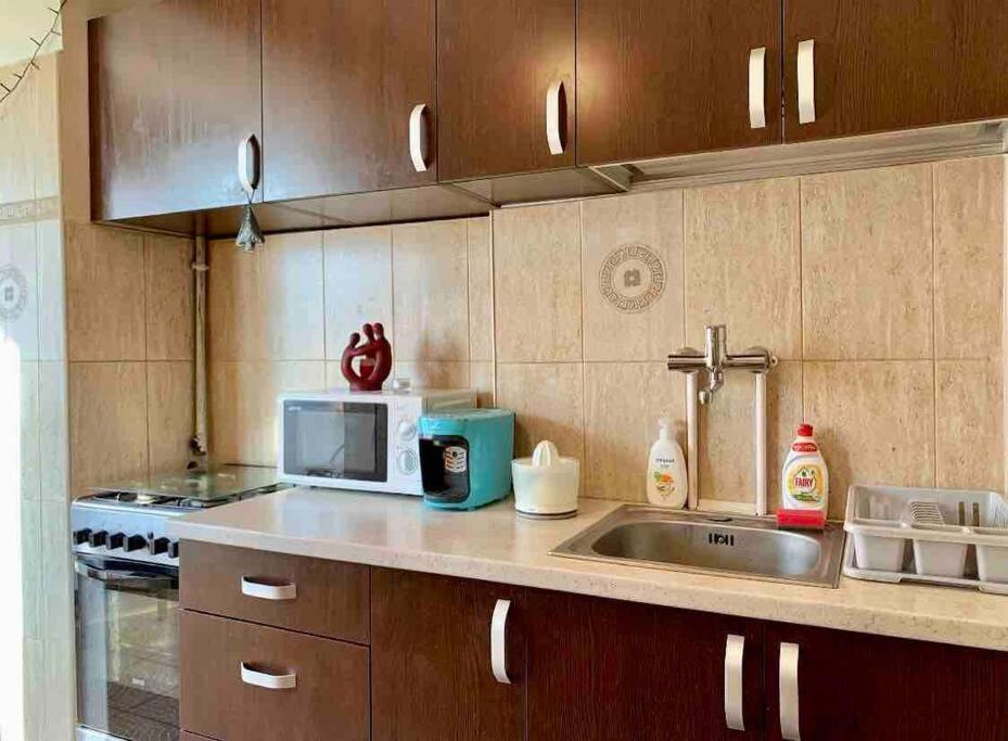 Central Apartment Muncii Area Netflix Bucarest Exterior foto