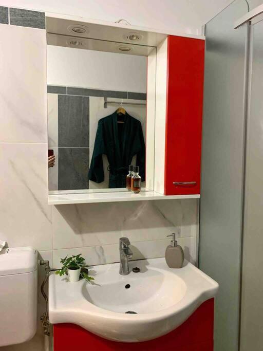 Central Apartment Muncii Area Netflix Bucarest Exterior foto